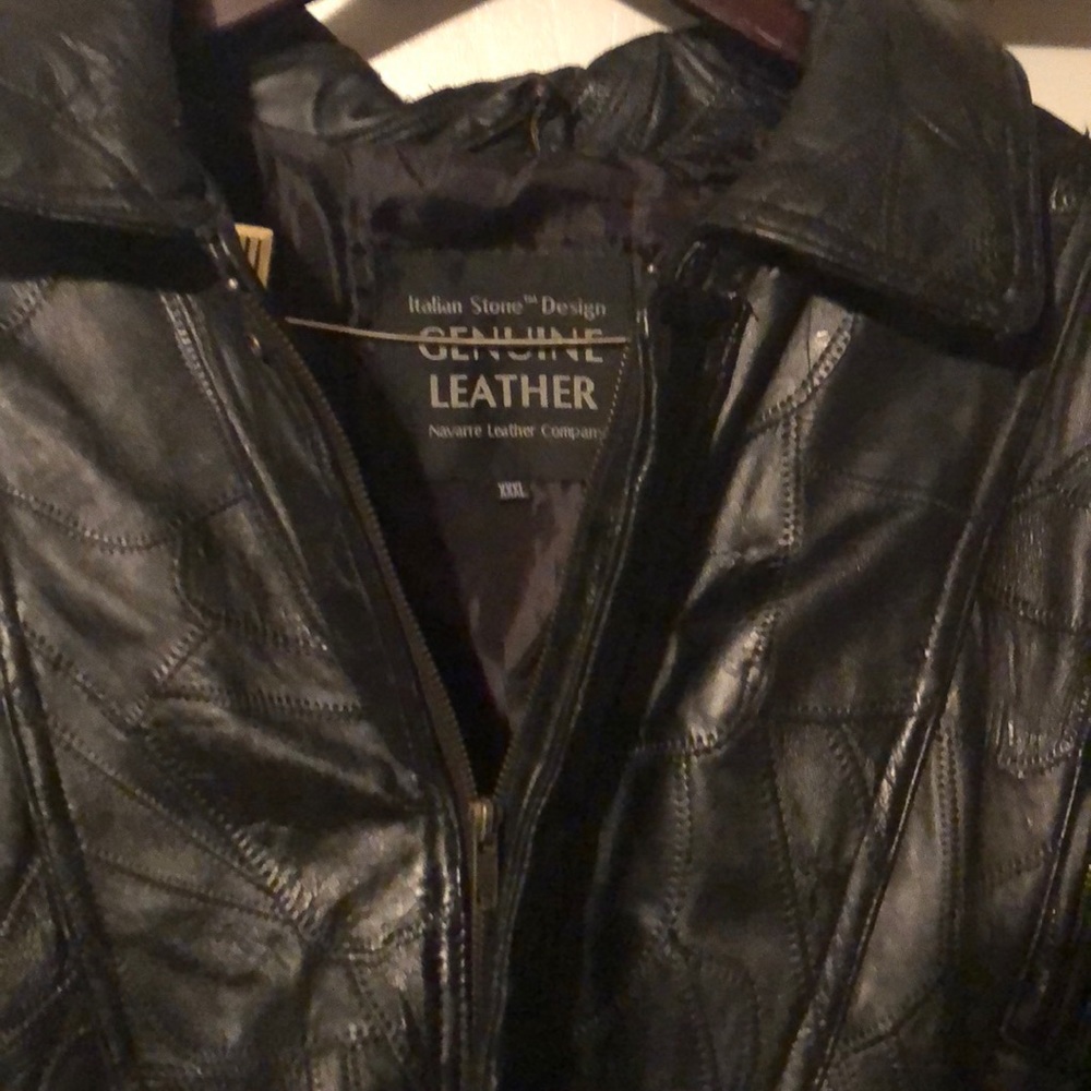 Leather Jacket! - Picture 2 of 5